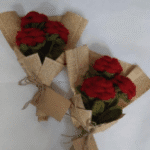 Ramo de rosas rojas crochet