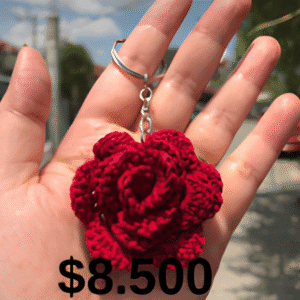 Llavero rosa crochet