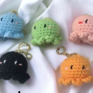 Llavero pulpitos amigurumi crochet