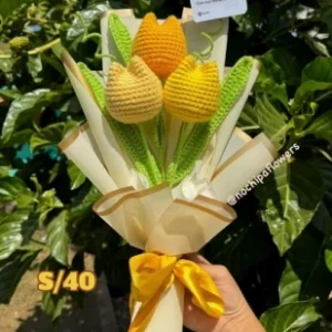 Ramo de tulipanes amarillos crochet