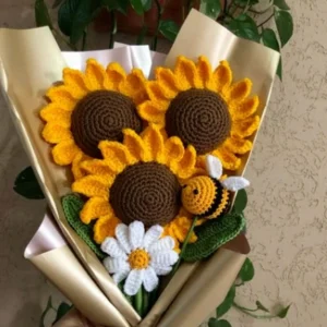 Ramo girasoles y margarita con abejita crochet
