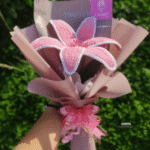 Ramo individual lirio rosa crochet