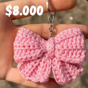 Llavero mariposa rosa crochet