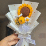 Ramo girasol con abejita crochet